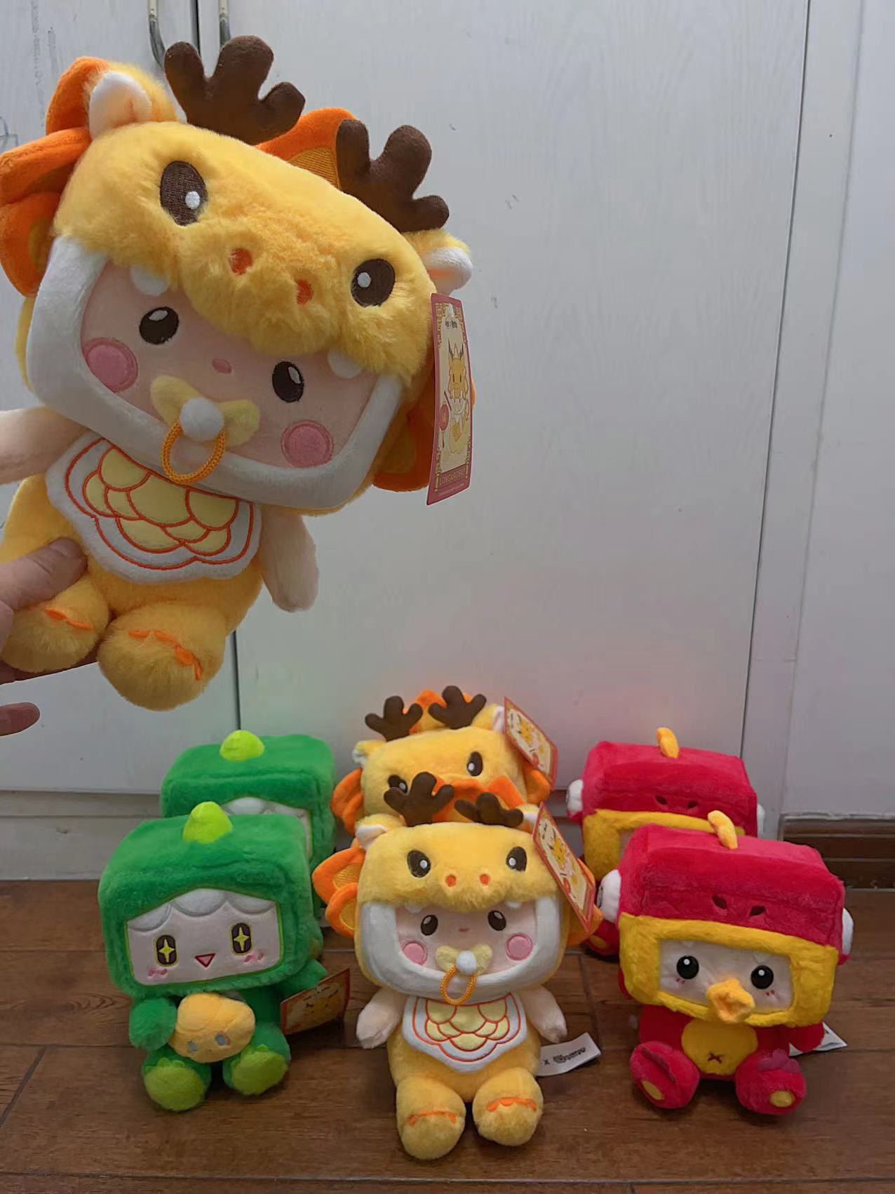 大玩家2024年龙年限定迷你世界联名龙小宝迷斯拉元宝公仔嘟嘟啵啵