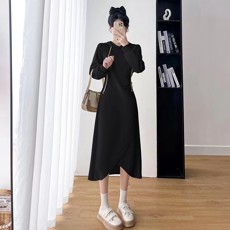 时尚洋气连帽卫衣裙女2025秋季新款宽松减龄休闲中长款过膝连衣裙