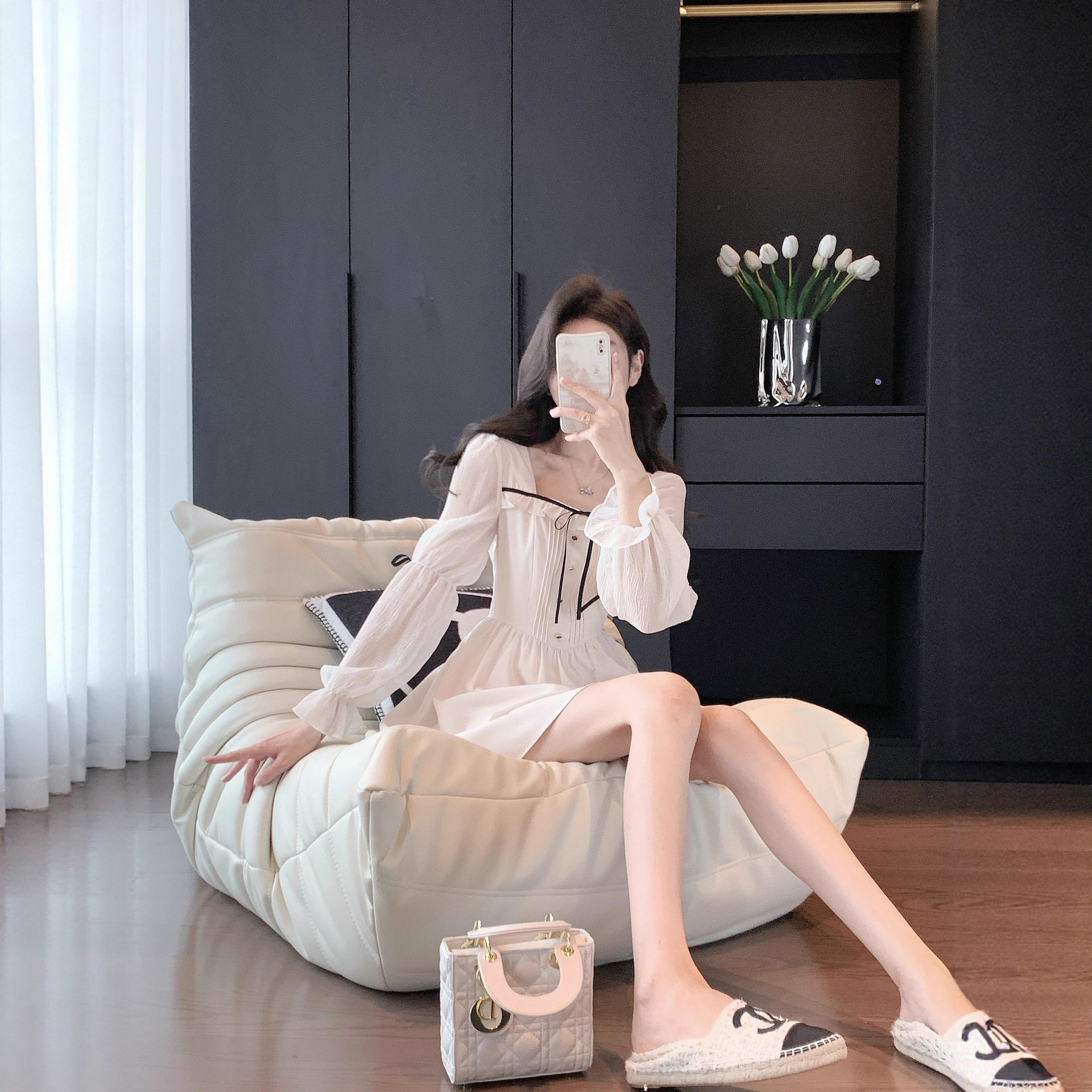 早秋方领收腰显瘦连衣裙