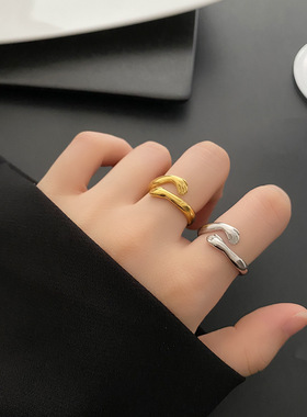 欧美韩版浪漫双手爱的拥抱钛钢首饰品戒指女抱相拥情人节礼物配饰