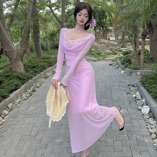夜总店上班技师性感小心机蕾丝拼接荡领连衣裙女春季 2025新款 修身