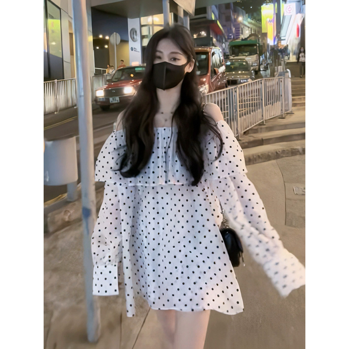 法式复古波点一字领衬衫连衣裙女夏季新款宽松洋气独特别致衬衫裙