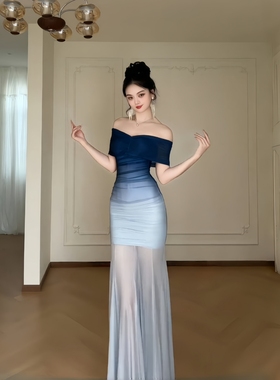 GirlsAt18 蓝色渐变网纱一字肩连衣裙女高级性感气质修身度假长裙