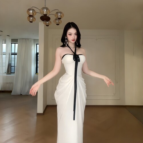 白色挂脖抹胸修身生日礼服连衣裙