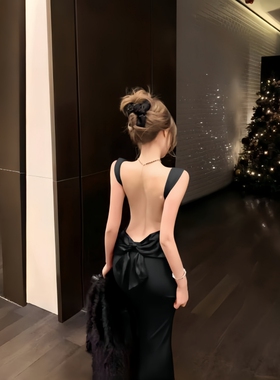GirlsAt18 性感黑色蝴蝶结露背吊带连衣裙女夏季高级修身礼服长裙