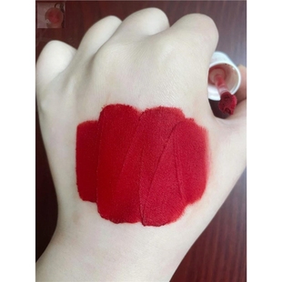 正品 唇泥M19 红红火火和姐妹一起开心跨年 跨年红来啦