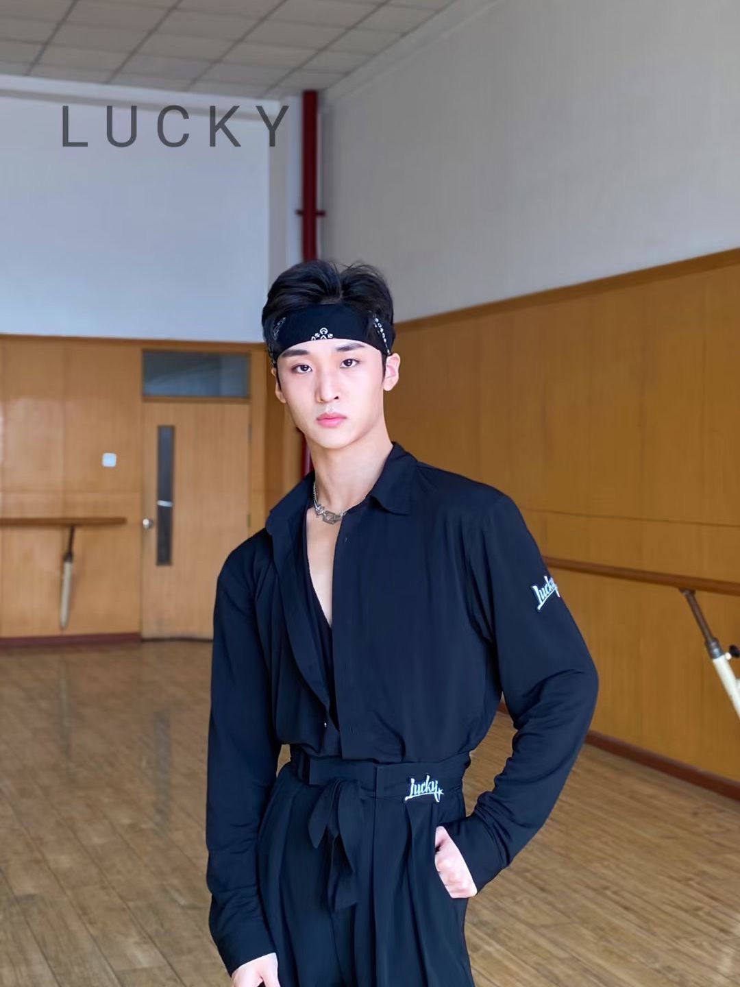 lucky036男士衬衫黑色排扣长袖舞蹈练功服百搭宽松表演服