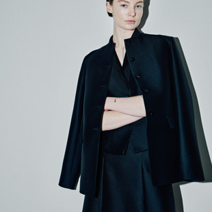 pleine lune 真丝羊毛圆领极简西装