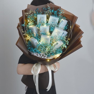 烟盒男士花束礼盒送男友华子满天星包装成品炫赫门生日礼物.