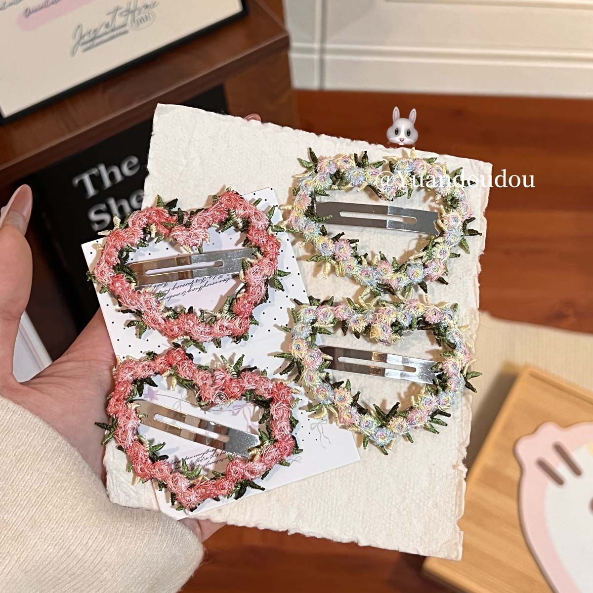 春夏氛围感爱心发夹边夹侧边粉色刺绣花朵水滴bb夹刘海夹抓夹发饰