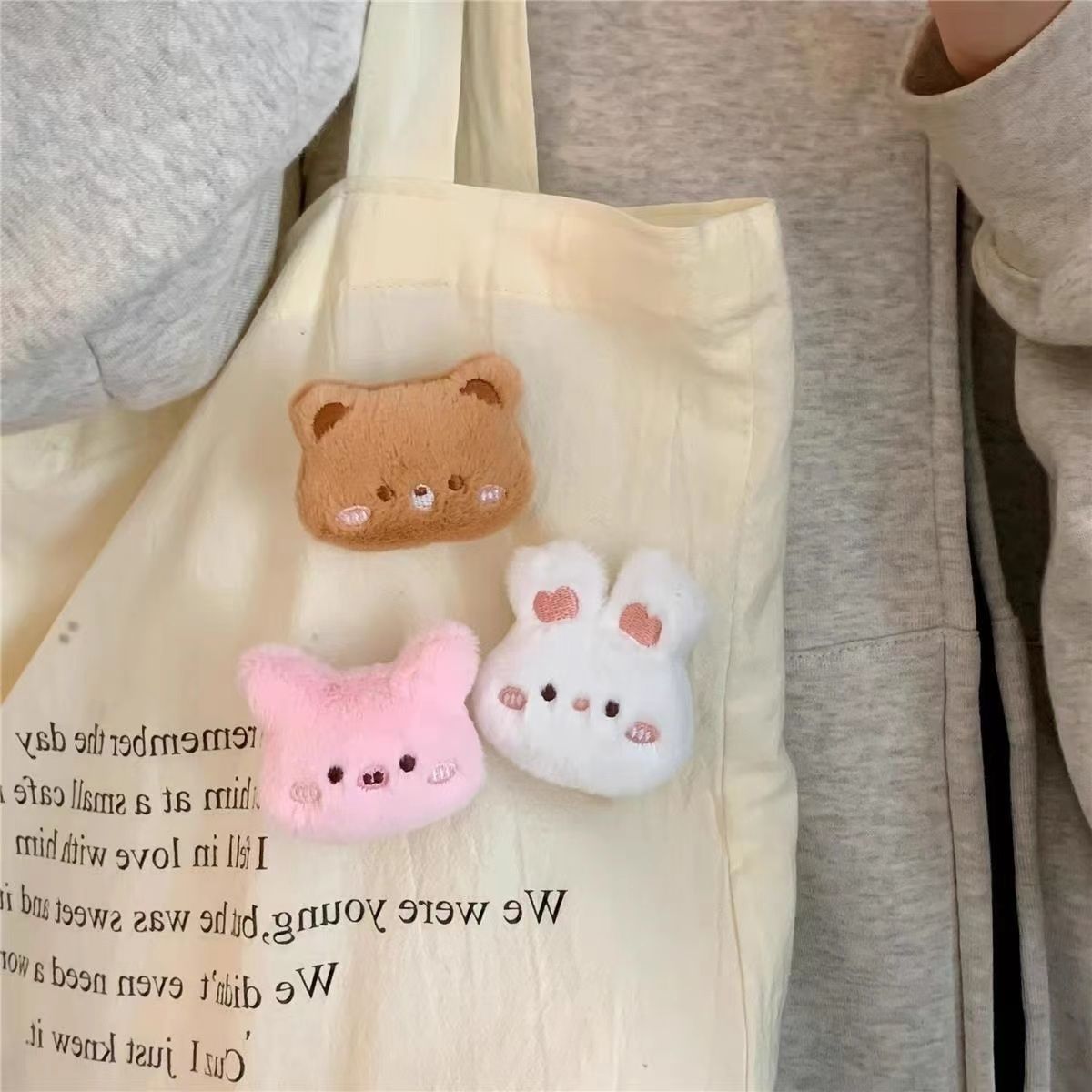 卡通毛绒公仔胸针小兔小猫小熊青蛙包包衣服别针配饰少女装饰挂件