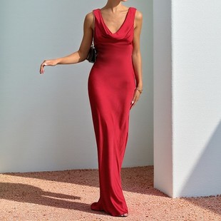 Stylish and sexy slim fit backless dress气质性感露背连衣裙