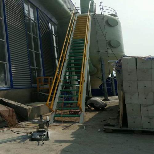 玻璃钢平台护栏罐体带护笼爬梯可按要生生产