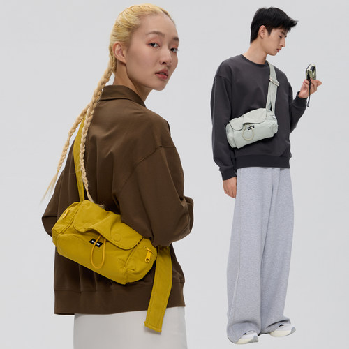 VAOPER喂牌简约斜挎包