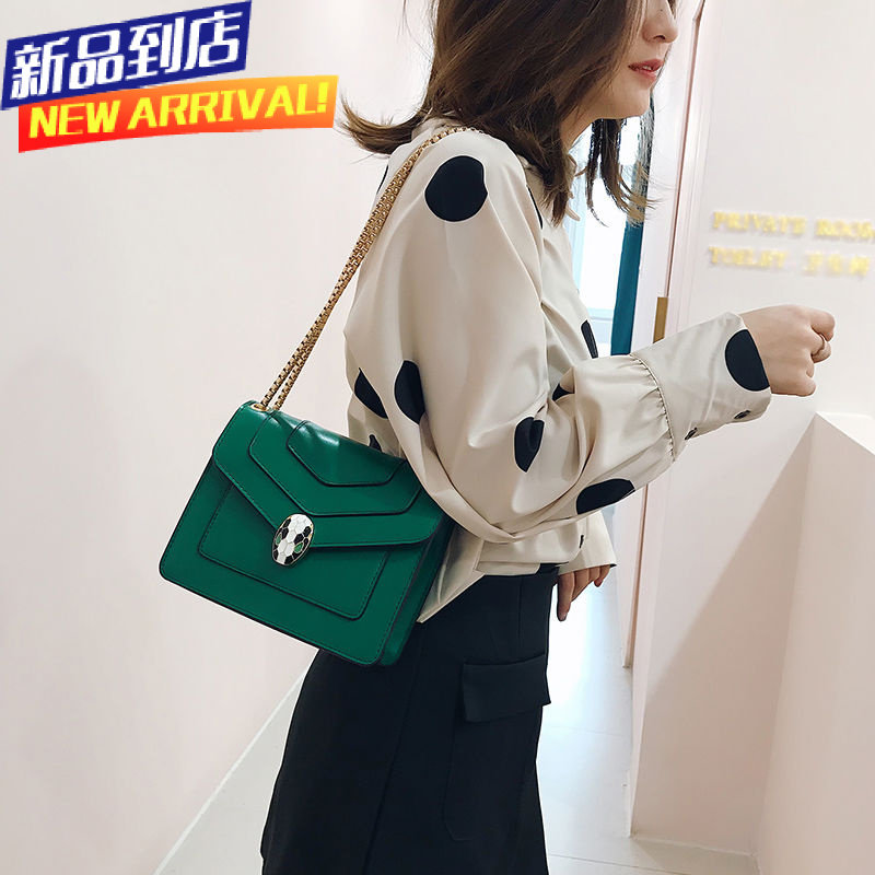 包包女2021新款蛇头包包斜挎韩版女学生时尚网红链条小包蛇头女包