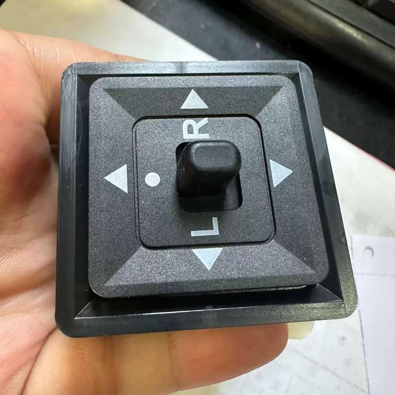 议价猎豹奇兵黑金刚 帕杰罗V31V33 电动反光镜调节开关后视倒