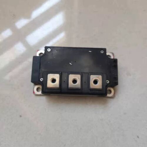 议价CM200DU-24FA 690变频器 成色漂亮