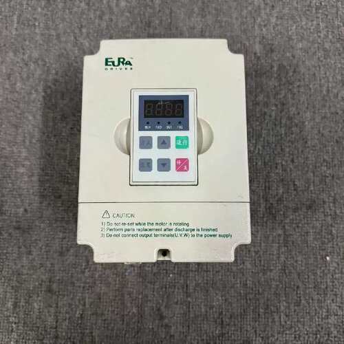议价~变频器LT3100-0004S2B，单相输入，220V，
