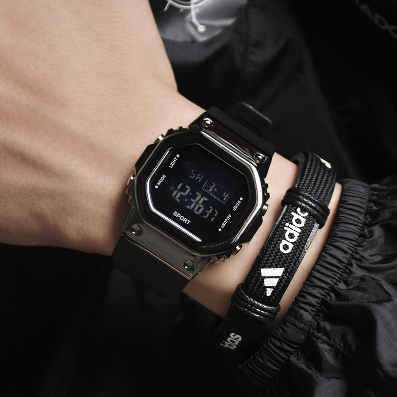 小方块夜光防水潮流电子表夜光男