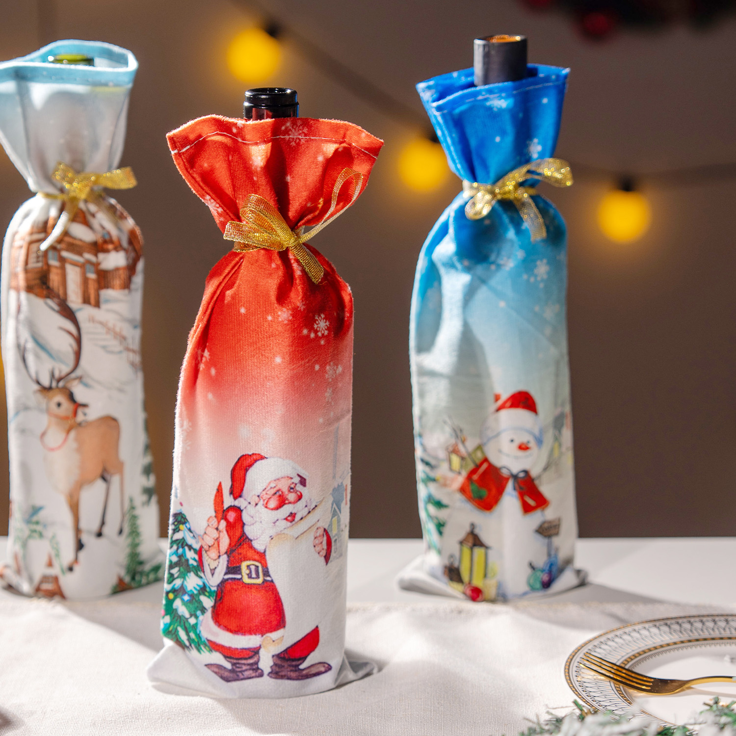 圣诞装饰圣诞老人酒瓶套店铺氛围