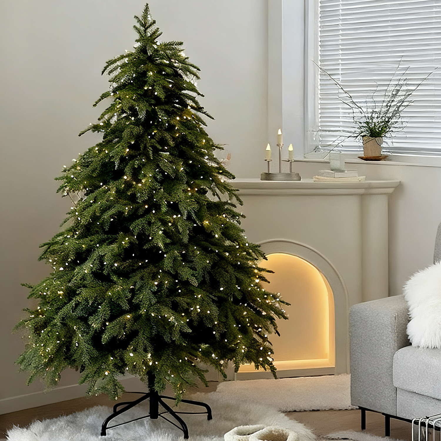 圣诞节仿真PE混合圣诞树客厅场景