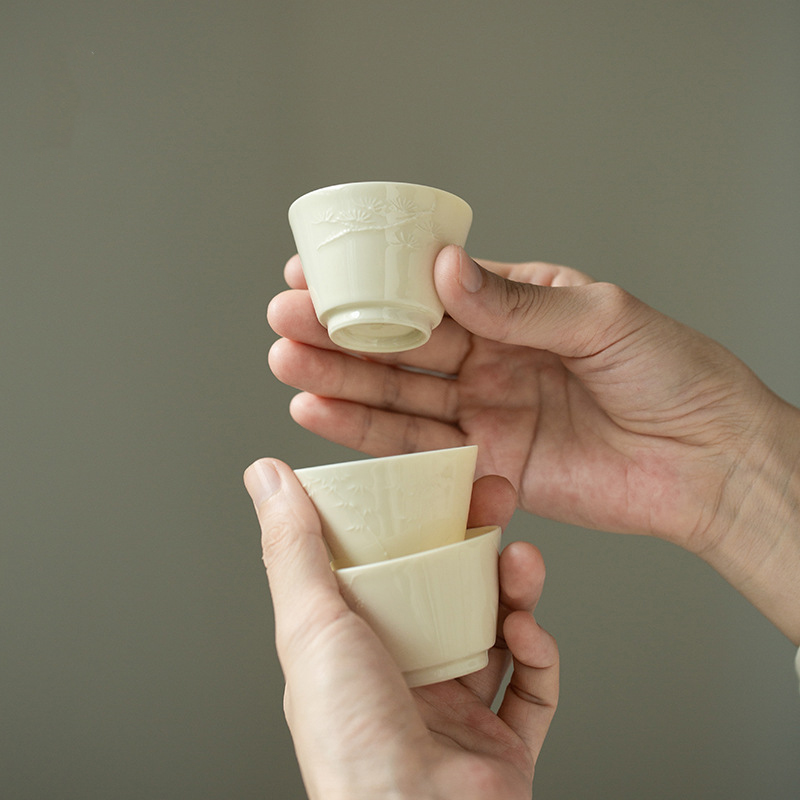 中式浮雕品茗杯主人杯