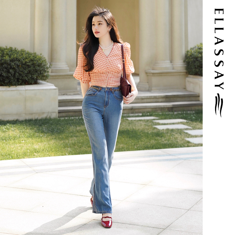 ELLASSAY歌力思夏季新款时尚简约通勤褶皱V领衬衫女EWE332C03200