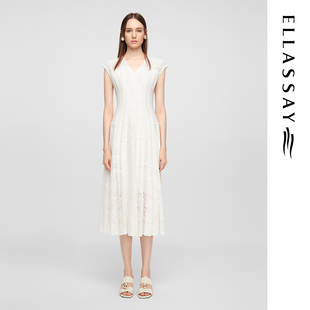 ELLASSAY歌力思夏季新款莱赛尔优雅蕾丝V领连衣裙女EWE361Y03100