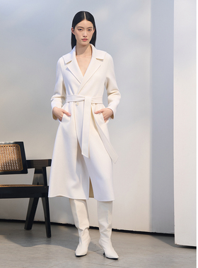 ELLASSAY歌力思2025秋冬新款绵羊毛白色毛呢大衣女EWD363D03500