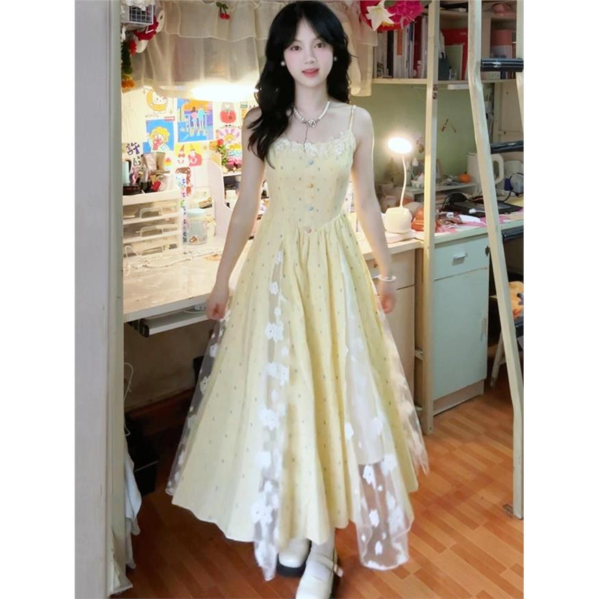 黄色法式甜美碎花吊带连
