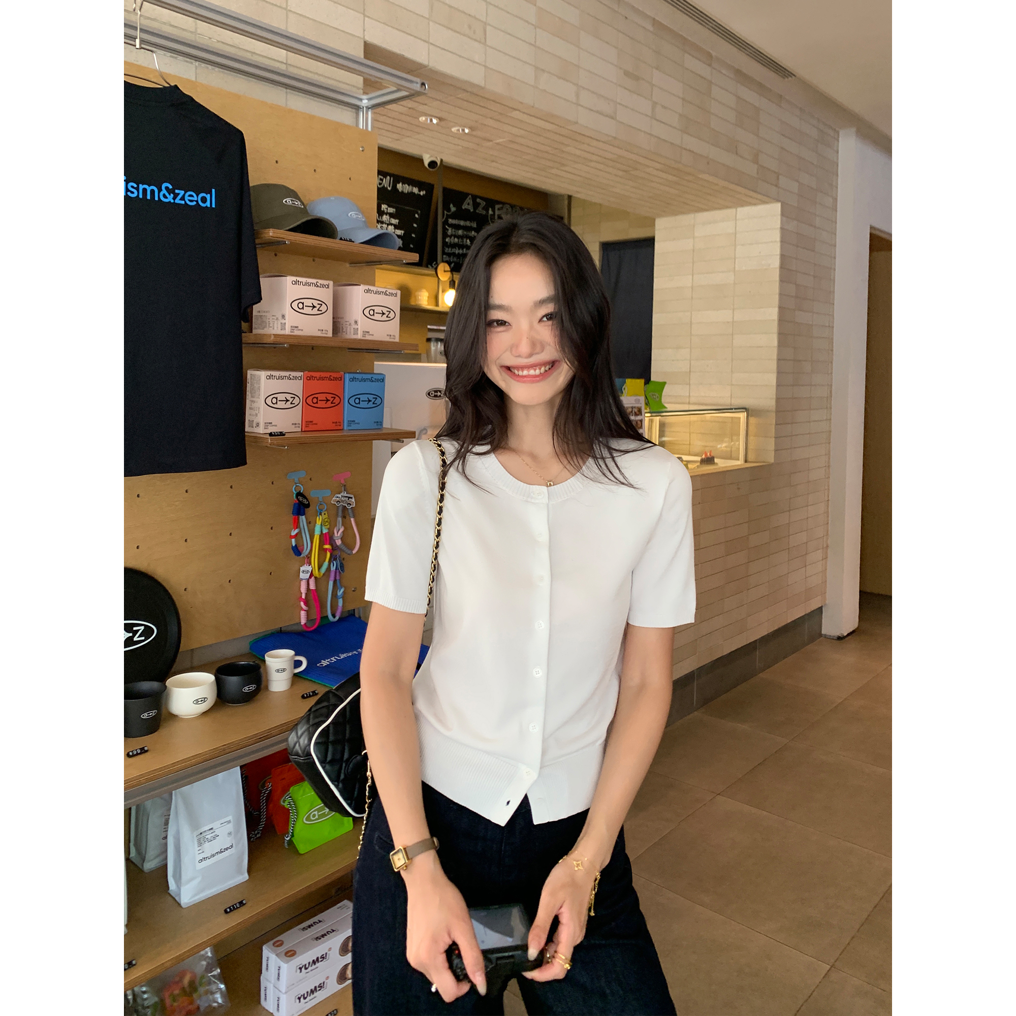 pusumede淡人松弛感 白色简约圆领短袖针织开衫女收腰正肩T恤上衣