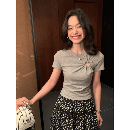 爱心镂空短袖t恤女设计感上衣