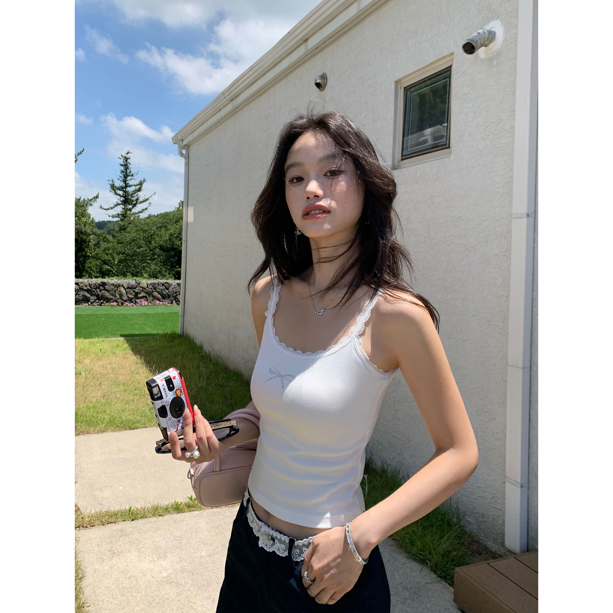 pusumede 烫钻蝴蝶结 蕾丝拼接吊带背心女外穿短款针织无袖上衣