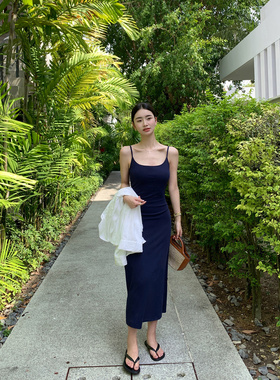 pusumede高级感黑色针织吊带连衣裙女夏季带胸垫收腰气质打底长裙