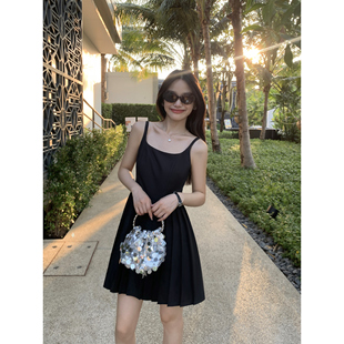 pusumede 黑色百褶吊带连衣裙女收腰芭蕾风短裙 现货8.5折