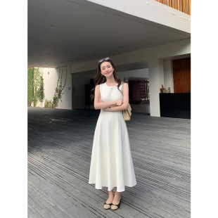 连衣裙女赫本风高级感背心长裙 气质圆领无袖 pusumede 梦境回廊