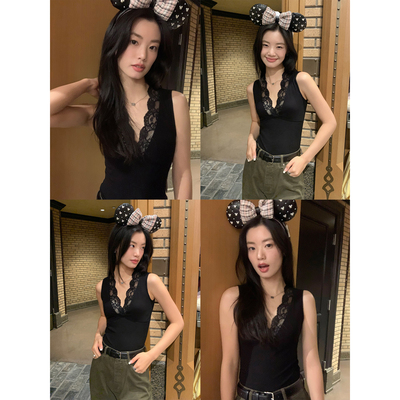 时尚针织吊带蕾丝花边背心