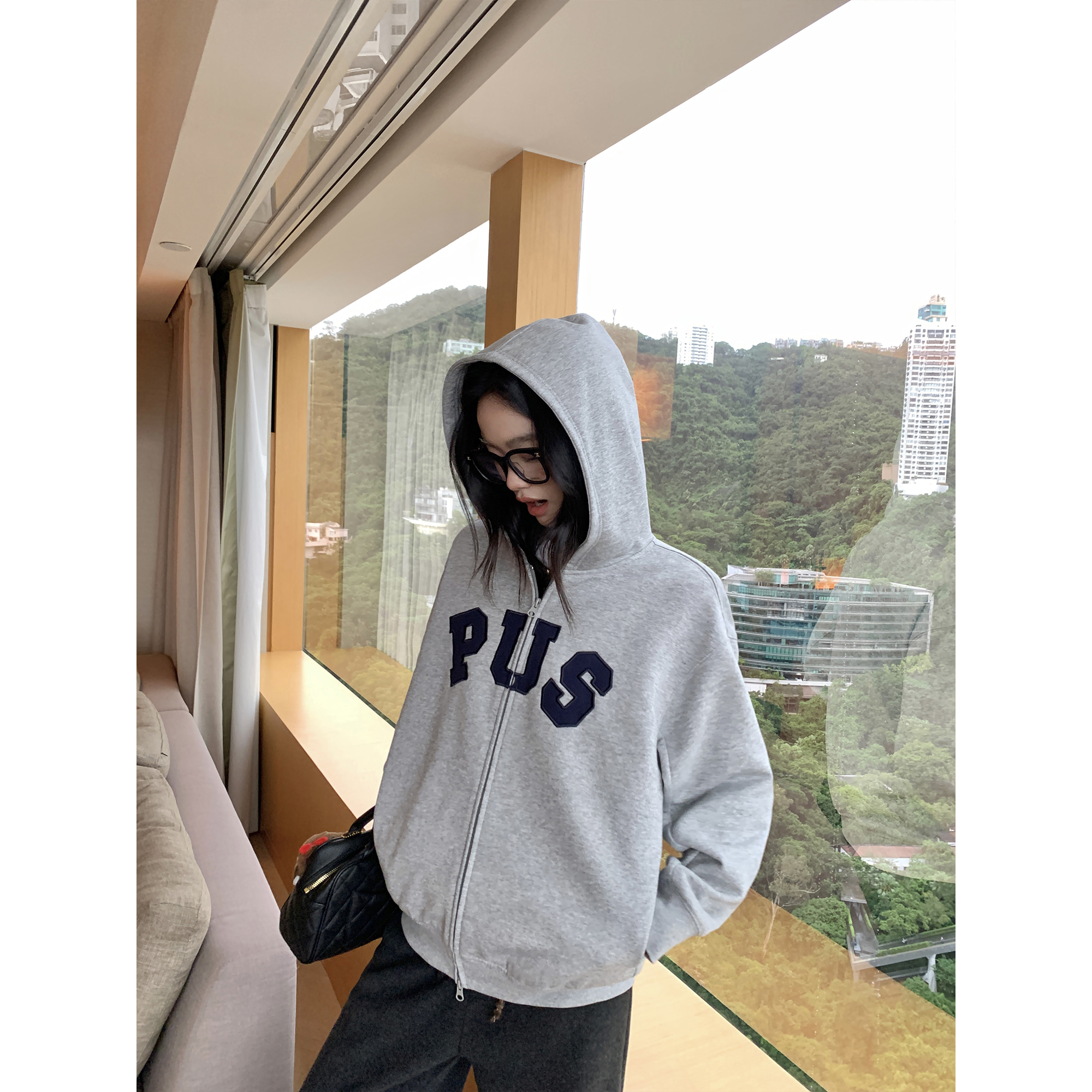 pusumede【现货7折】韩系松弛 复古字母连帽卫衣外套拉链开衫上衣