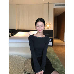 女亮片拼接修身 针织衫 打底T恤上衣 气质船领长袖 pusumede率性少女