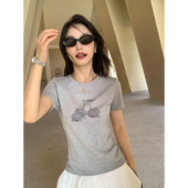 恋夏告白 印花正肩短款 基础圆领短袖 修身 上衣 T恤女夏季 pusumede