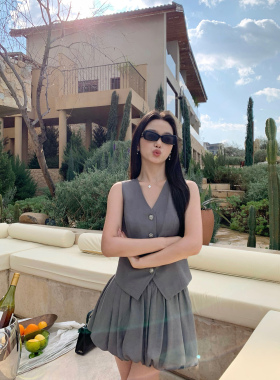 pusumede 简系老钱 气质V领无袖马甲背心女高级感花苞半身裙套装