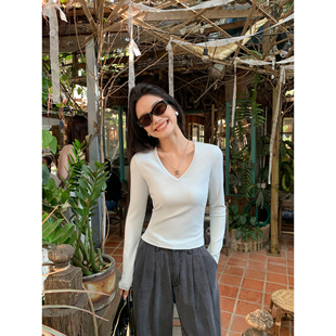 现货6.5折 针织衫 四色百搭T t恤内搭短款 基础v领长袖 pusumede