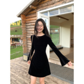 pusumede黑色丝绒连衣裙女新款 设计感气质复古长袖 小黑裙收腰短裙