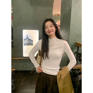 女修身 半高领100%羊毛针织打底衫 内搭上衣 现货7.5折 pusumede