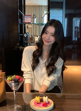 pusumede 极简主义 黑色基础款V领长袖针织衫上衣女慵懒感打底T恤