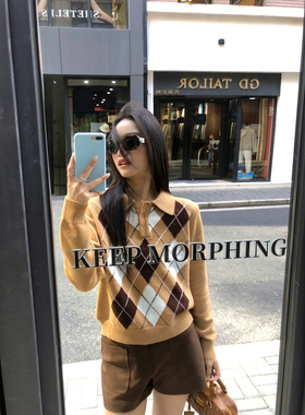 pusumede 悠然假日 复古polo领撞色毛衣女设计感菱形格纹针织上衣