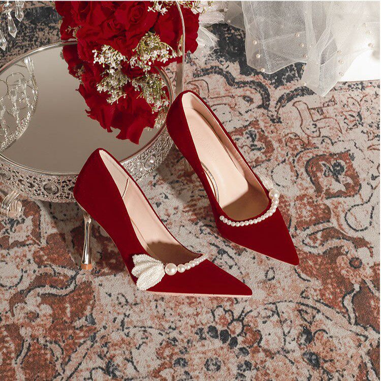 2026新款绒面红色细跟婚鞋女结婚新娘伴娘喜庆婚庆高跟鞋女大定制