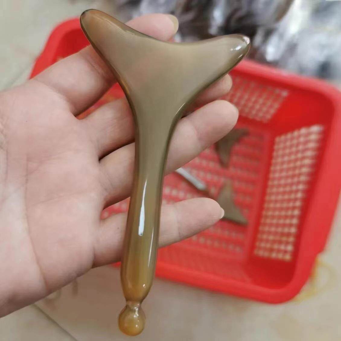 鱼尾刮痧板刮痧板神器黄面部脸部眼部专用鱼尾形带圆点刮制定