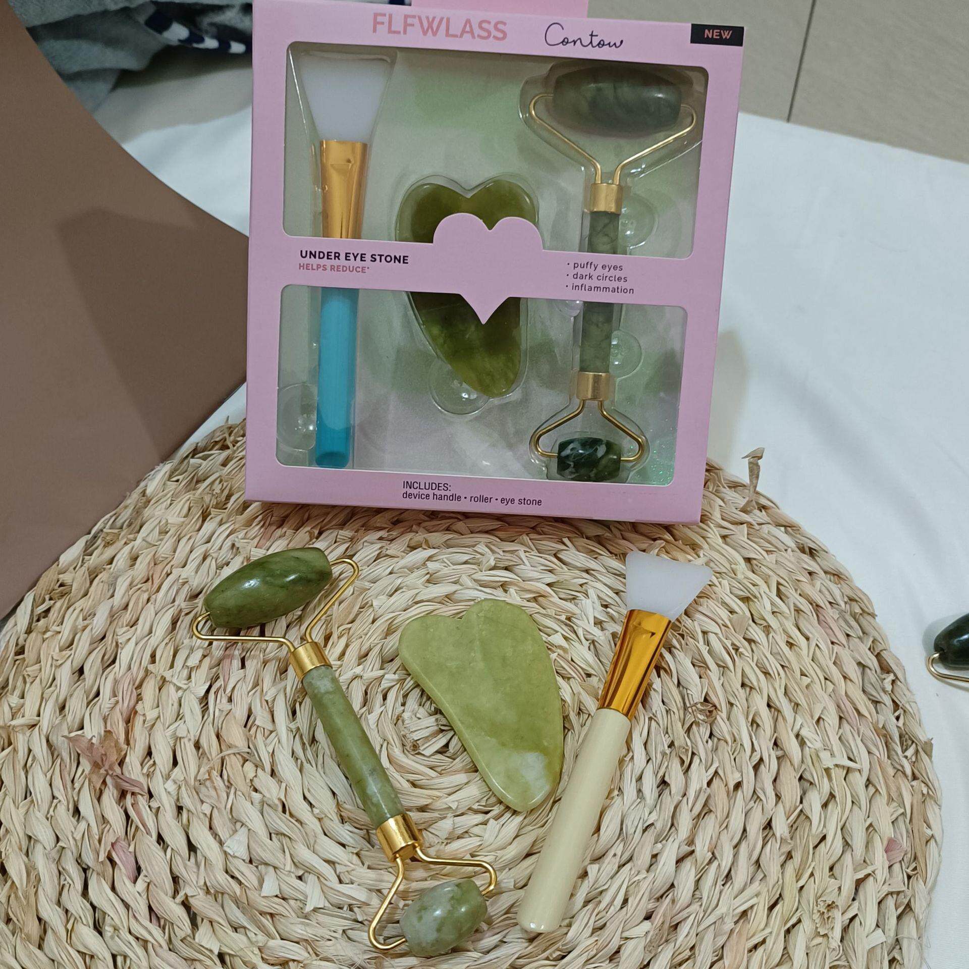 岫玉滚轮按摩棒 玉石滚轮按摩器 刮痧板美妆面膜刷3件套制定