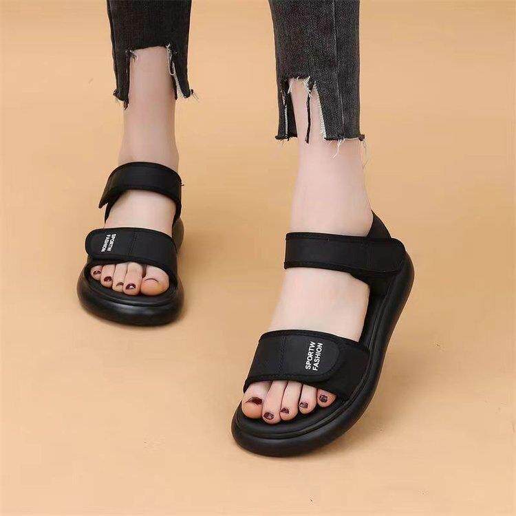 运动凉鞋女夏季2026新款踩屎感平底魔术贴孕妇软底防滑罗马沙定制